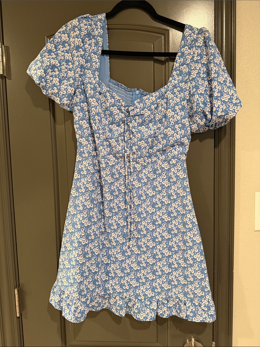 Blue Floral Puff-Sleeve Mini Dress